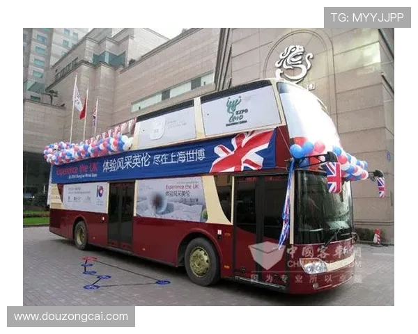 英超球队大巴车风采展示