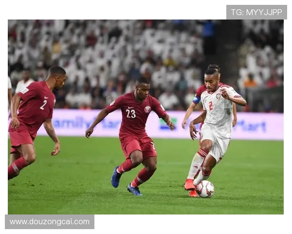 足球比赛中的高压防守与快速进攻转换训练