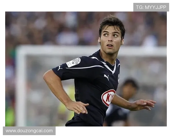 法甲球员古尔库夫的生涯轨迹与代表表现 法甲球员古尔库夫的生涯轨迹与代表表现