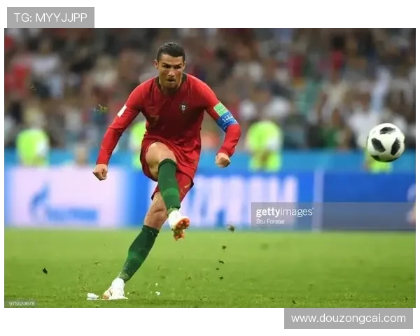 2018世界杯上C罗发型背后的时尚潮流与个人魅力解析全面深度 2018世界杯上C罗发型背后的时尚潮流与个人魅力解析全面深度